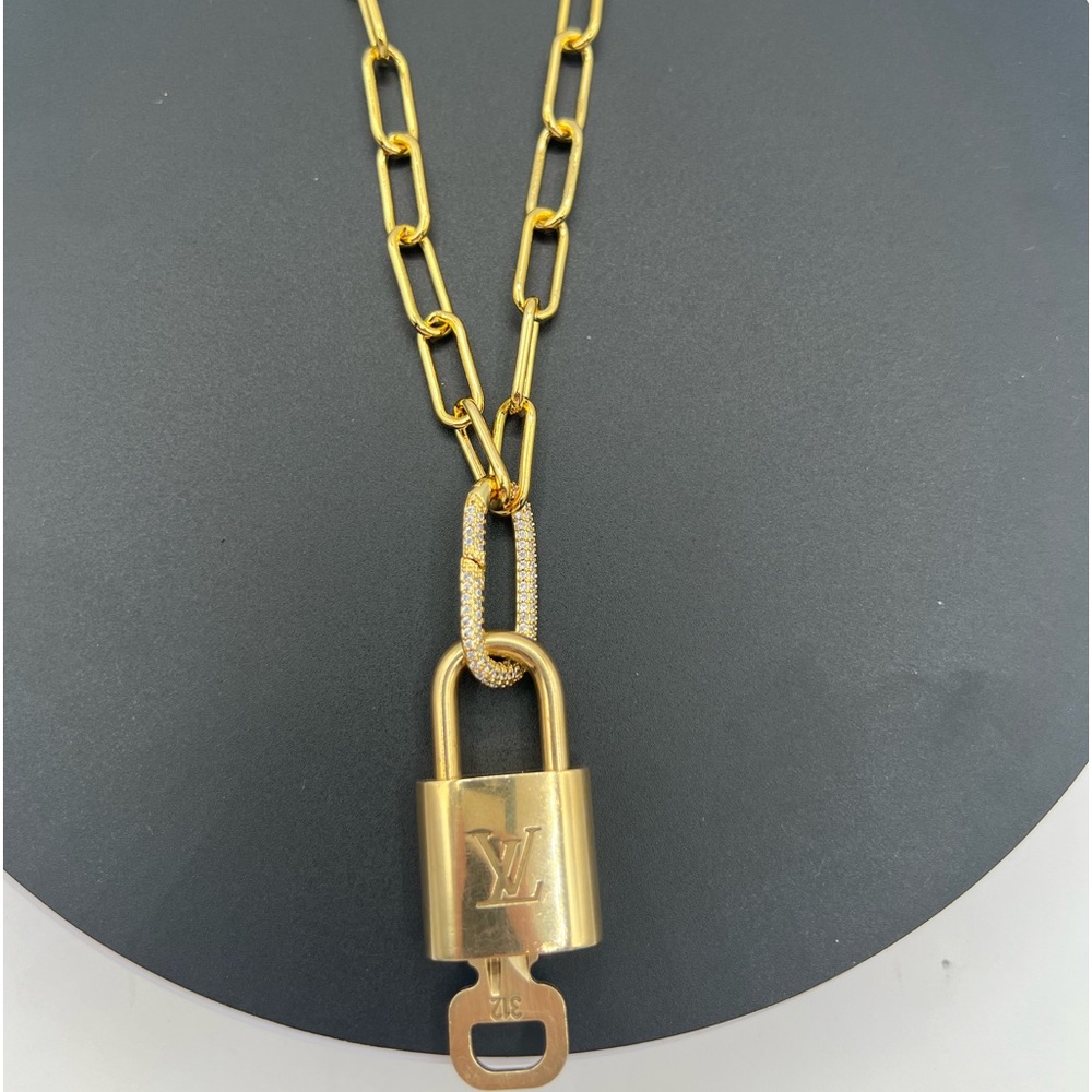 LV lock and key authentic comes with cute chain! - Picture 2 of 5